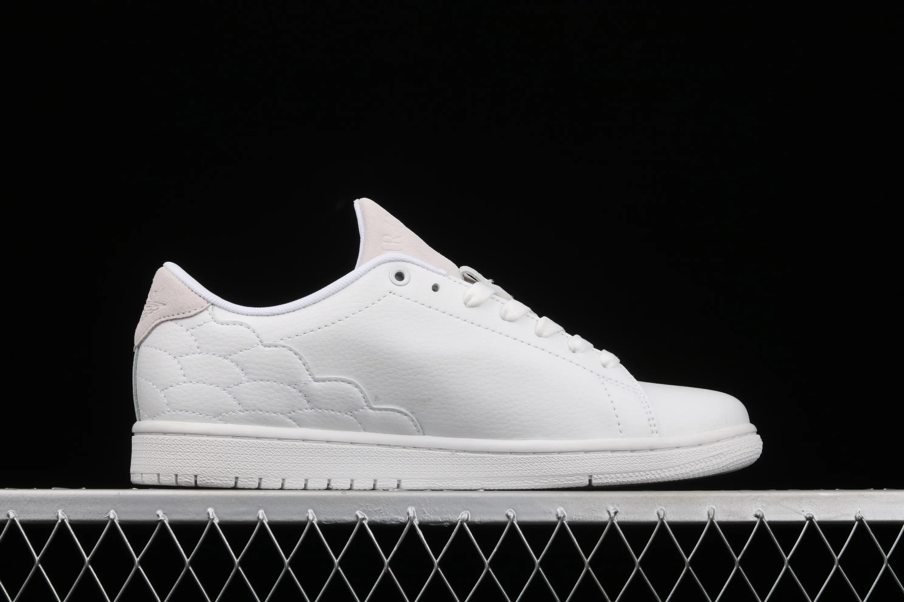 All categories Air Jordan Jordan series basketball shoes Air Jordan 1 Low Air Jordan 1 Center Court AJ1 Joe 1 gray and white low-top sneakers DJ2756-100